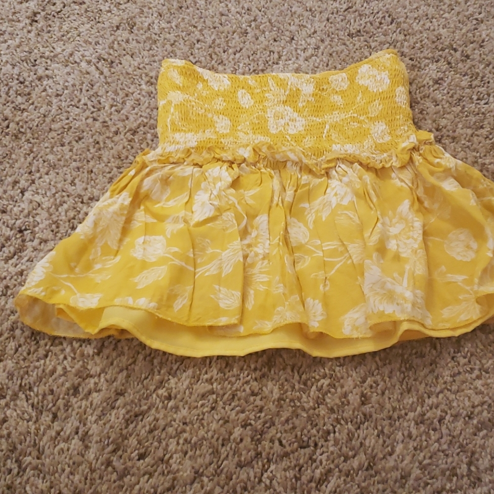 Yellow and white skirt